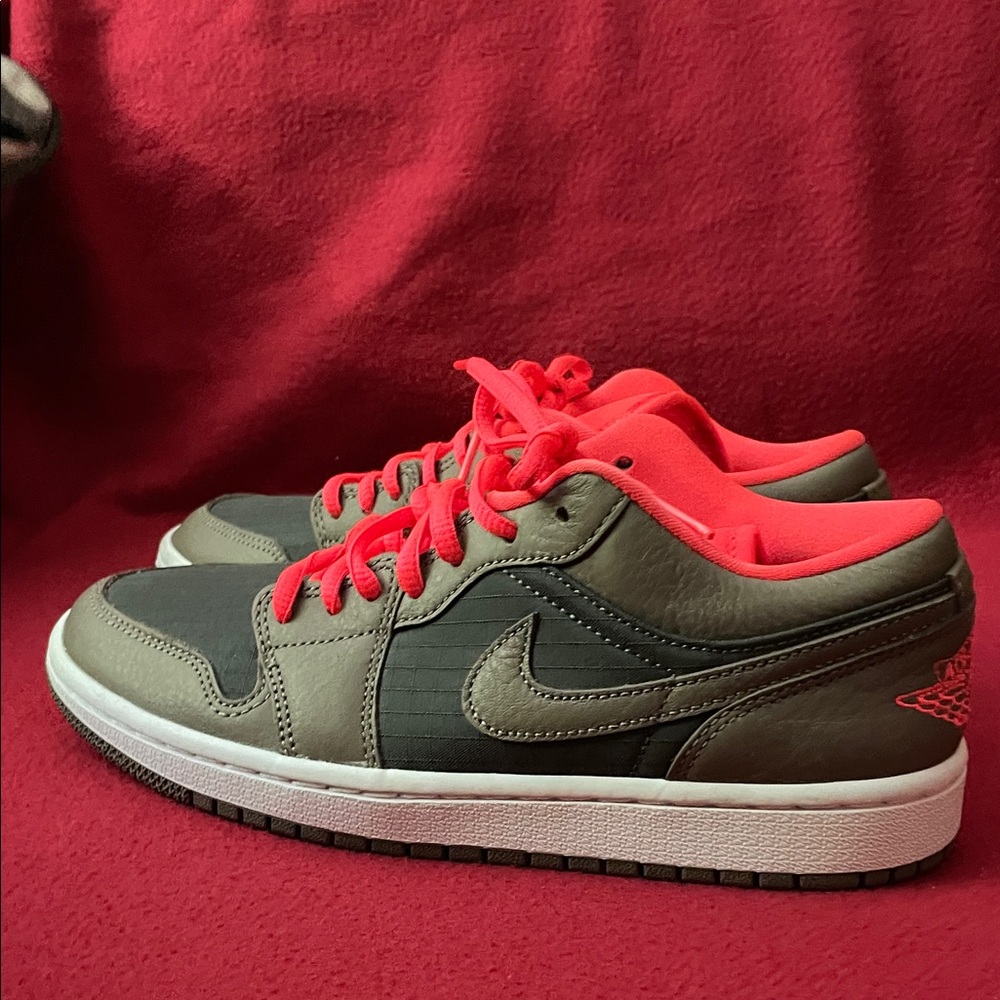 Nike air Jordan women’s size7